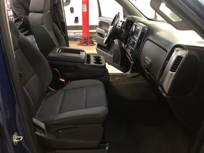 2017 Chevrolet Silverado 1500 LT   - Photo 18 - Saint Louis, MI 48880-9800