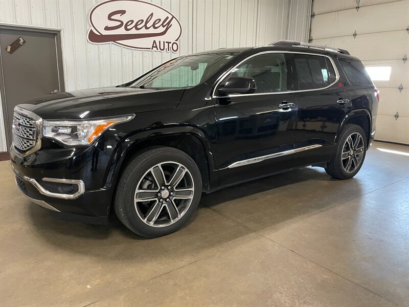 2017 GMC Acadia Denali   - Photo 1 - Saint Louis, MI 48880-9800