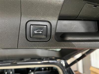 2017 GMC Acadia Denali   - Photo 27 - Saint Louis, MI 48880-9800