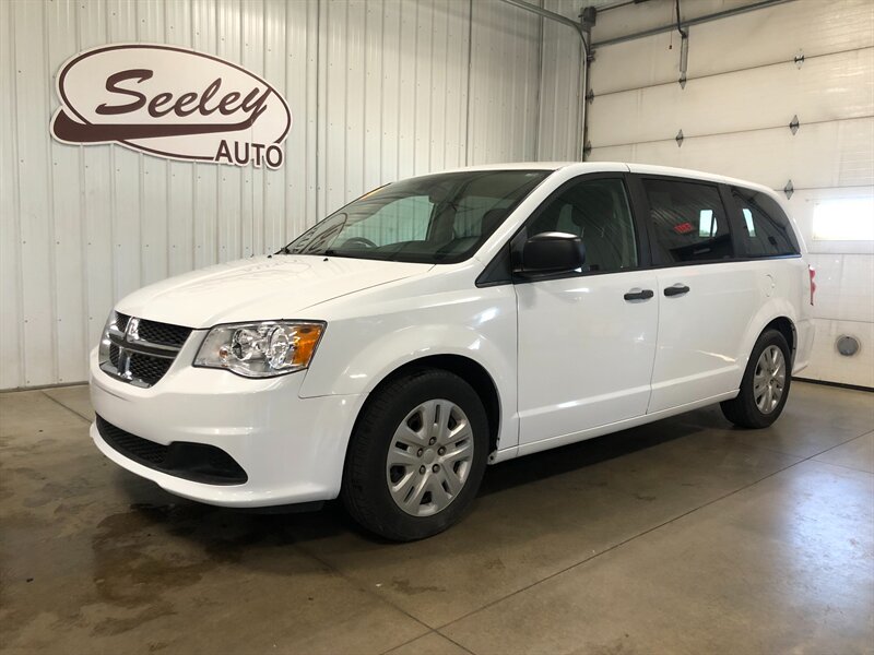 2019 Dodge Grand Caravan SE - Photo 1 - Saint Louis, MI 48880-9800