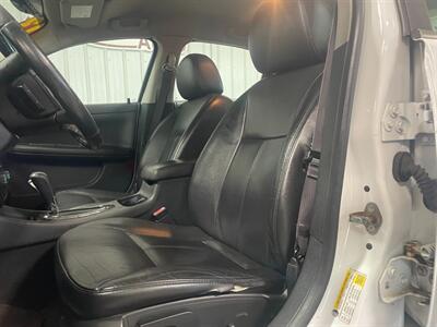 2013 Chevrolet Impala LTZ - Photo 14 - Saint Louis, MI 48880-9800