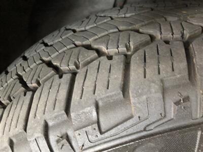 2012 Jeep Grand Cherokee Laredo   - Photo 22 - Saint Louis, MI 48880-9800