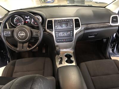 2012 Jeep Grand Cherokee Laredo   - Photo 7 - Saint Louis, MI 48880-9800