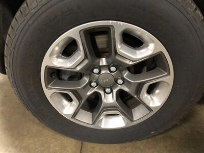 2019 Jeep Cherokee Trailhawk   - Photo 23 - Saint Louis, MI 48880-9800