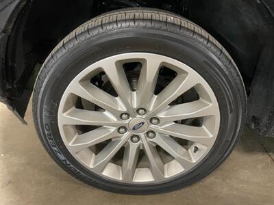 2019 Ford F-150 Limited   - Photo 25 - Saint Louis, MI 48880-9800