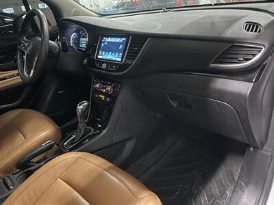 2017 Buick Encore Premium   - Photo 16 - Saint Louis, MI 48880-9800