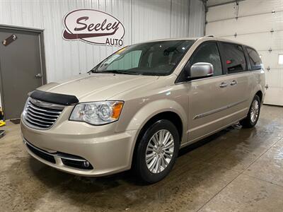 2014 Chrysler Town and Country Limited - Photo 1 - Saint Louis, MI 48880-9800