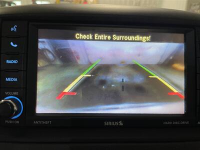 2014 Chrysler Town and Country Limited - Photo 14 - Saint Louis, MI 48880-9800