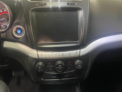 2018 Dodge Journey SXT - Photo 14 - Saint Louis, MI 48880-9800