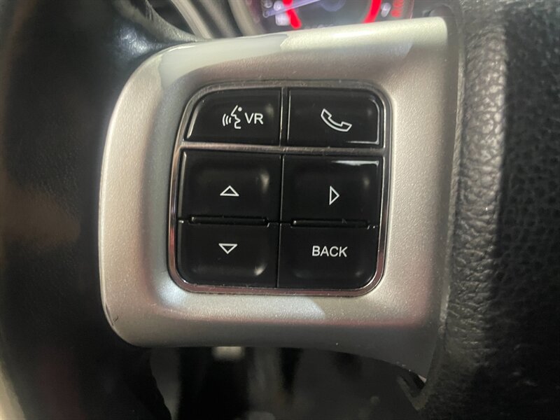 2018 Dodge Journey SXT - Photo 11 - Saint Louis, MI 48880-9800