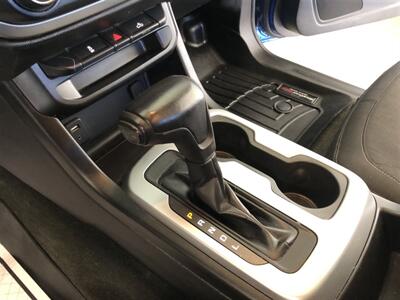2018 Chevrolet Colorado LT   - Photo 12 - Saint Louis, MI 48880-9800