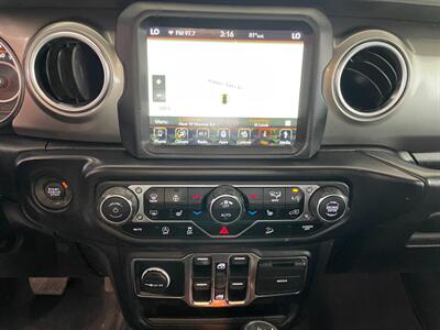 2019 Jeep Wrangler Unlimited Sahara - Photo 14 - Saint Louis, MI 48880-9800