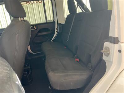 2019 Jeep Wrangler Unlimited Sahara - Photo 18 - Saint Louis, MI 48880-9800