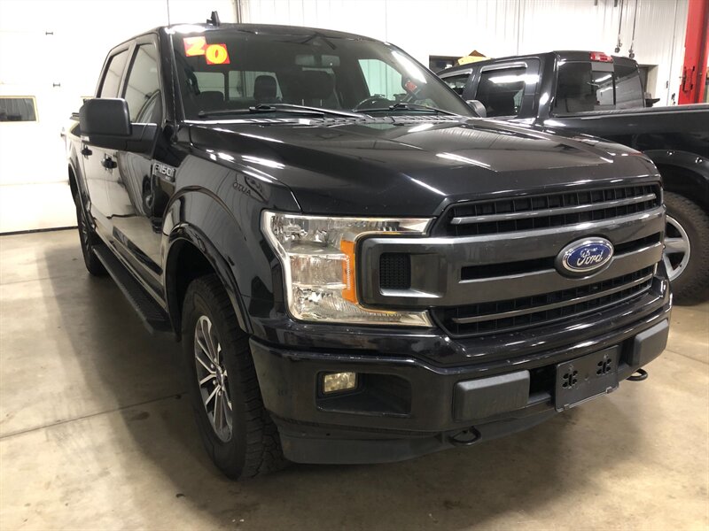 2020 Ford F-150 XLT photo 3