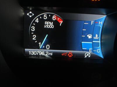 2021 Ford Edge SE   - Photo 9 - Saint Louis, MI 48880-9800