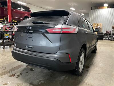 2021 Ford Edge SE   - Photo 6 - Saint Louis, MI 48880-9800