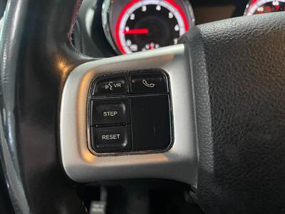 2017 Dodge Grand Caravan SE   - Photo 11 - Saint Louis, MI 48880-9800