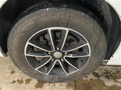 2017 Dodge Grand Caravan SE   - Photo 25 - Saint Louis, MI 48880-9800