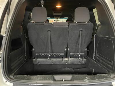 2017 Dodge Grand Caravan SE   - Photo 27 - Saint Louis, MI 48880-9800
