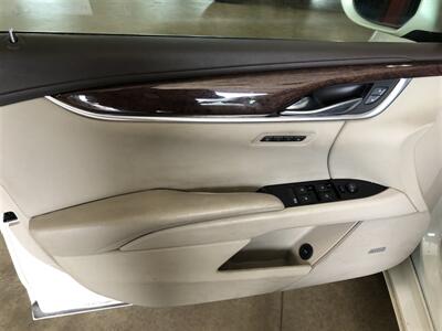 2014 Cadillac XTS Premium Collection   - Photo 22 - Saint Louis, MI 48880-9800