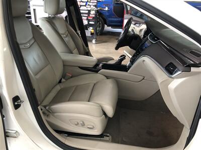 2014 Cadillac XTS Premium Collection   - Photo 19 - Saint Louis, MI 48880-9800