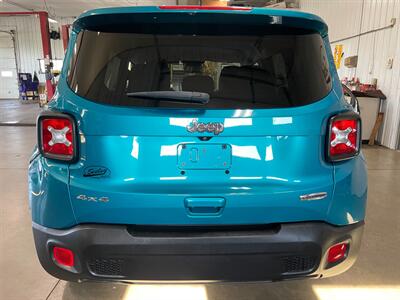 2020 Jeep Renegade Latitude   - Photo 28 - Saint Louis, MI 48880-9800