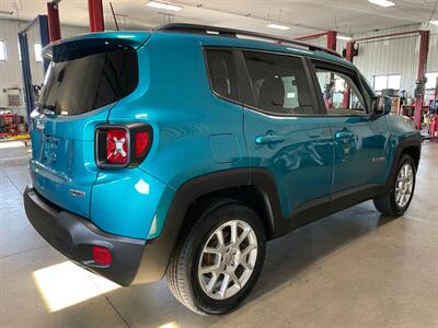 2020 Jeep Renegade Latitude   - Photo 5 - Saint Louis, MI 48880-9800