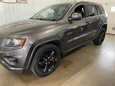 2015 Jeep Grand Cherokee Laredo   - Photo 2 - Saint Louis, MI 48880-9800