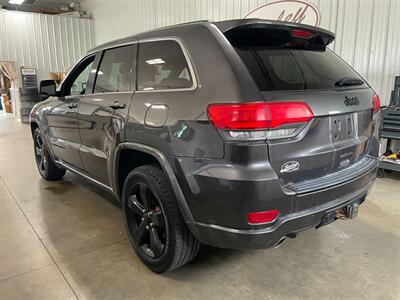 2015 Jeep Grand Cherokee Laredo   - Photo 3 - Saint Louis, MI 48880-9800