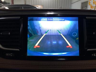 2017 Chrysler Pacifica Limited - Photo 12 - Saint Louis, MI 48880-9800