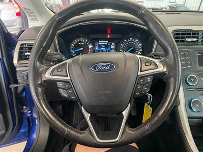 2014 Ford Fusion SE - Photo 8 - Saint Louis, MI 48880-9800