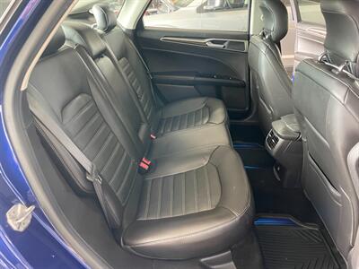 2014 Ford Fusion SE - Photo 16 - Saint Louis, MI 48880-9800