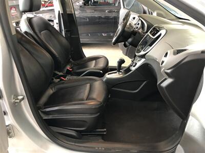 2019 Chevrolet Sonic Premier Auto   - Photo 15 - Saint Louis, MI 48880-9800