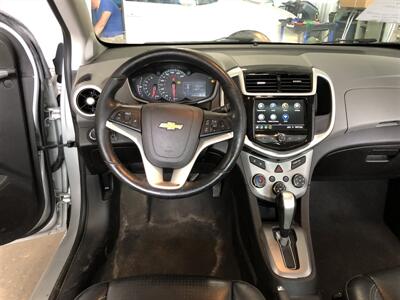 2019 Chevrolet Sonic Premier Auto   - Photo 8 - Saint Louis, MI 48880-9800
