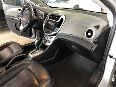 2019 Chevrolet Sonic Premier Auto   - Photo 16 - Saint Louis, MI 48880-9800