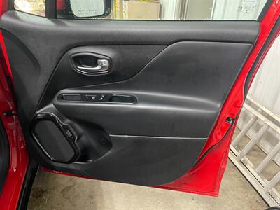 2018 Jeep Renegade Latitude - Photo 19 - Saint Louis, MI 48880-9800