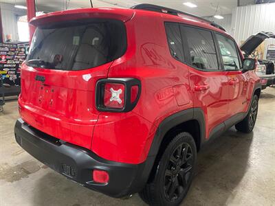 2018 Jeep Renegade Latitude - Photo 6 - Saint Louis, MI 48880-9800
