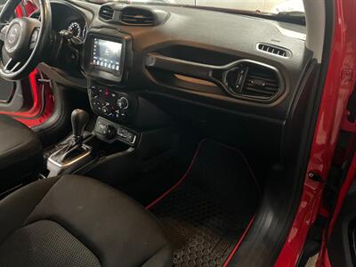 2018 Jeep Renegade Latitude - Photo 18 - Saint Louis, MI 48880-9800