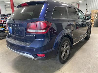 2017 Dodge Journey Crossroad - Photo 5 - Saint Louis, MI 48880-9800