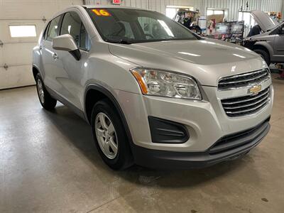 2016 Chevrolet Trax LS - Photo 4 - Saint Louis, MI 48880-9800