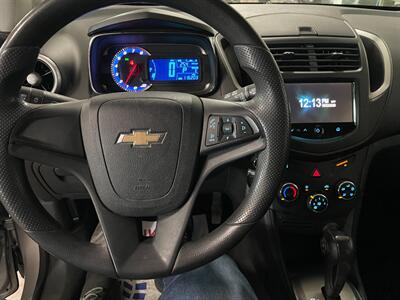 2016 Chevrolet Trax LS - Photo 7 - Saint Louis, MI 48880-9800
