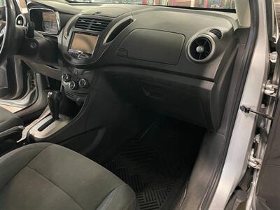 2016 Chevrolet Trax LS - Photo 17 - Saint Louis, MI 48880-9800