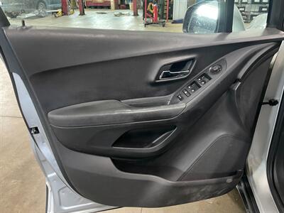2016 Chevrolet Trax LS - Photo 19 - Saint Louis, MI 48880-9800