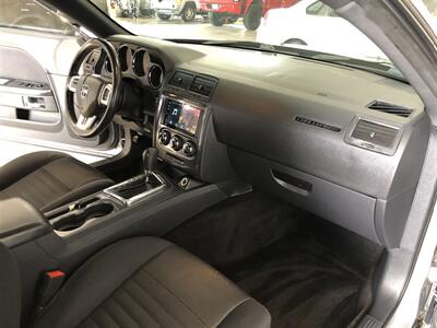 2014 Dodge Challenger SXT Plus   - Photo 20 - Saint Louis, MI 48880-9800