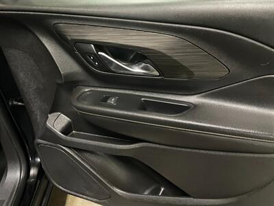 2019 GMC Terrain SLT   - Photo 23 - Saint Louis, MI 48880-9800