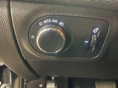 2017 Chevrolet Cruze LT Auto   - Photo 12 - Saint Louis, MI 48880-9800
