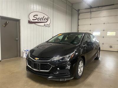 2017 Chevrolet Cruze LT Auto   - Photo 2 - Saint Louis, MI 48880-9800