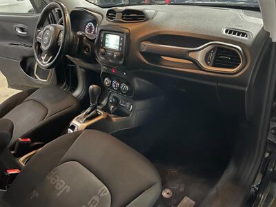 2015 Jeep Renegade Latitude - Photo 16 - Saint Louis, MI 48880-9800
