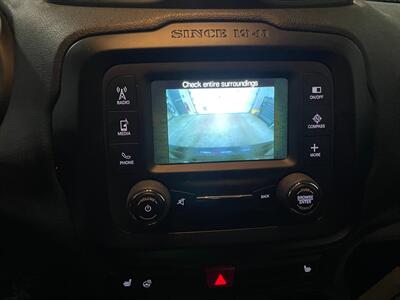 2015 Jeep Renegade Latitude - Photo 11 - Saint Louis, MI 48880-9800