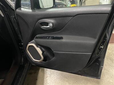 2015 Jeep Renegade Latitude - Photo 18 - Saint Louis, MI 48880-9800